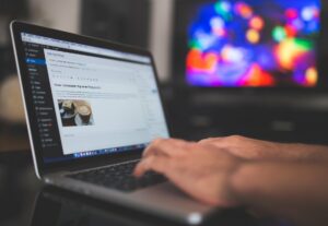 Eu vou fazer o design do seu site em qualquer plataforma
