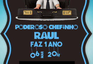 Eu vou Fazer convites de aniversário e capas.