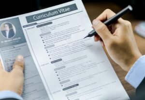 Eu vou fazer um Currículo criativo e profissional para você