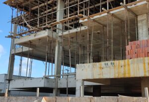 Eu vou fazer seus orçamentos de construção e reformas e gera...