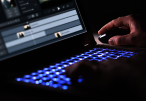 Eu vou editar ou criar seu vídeo conforme você pedir