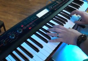 Eu vou gravar os teclados da sua música de forma profissiona...