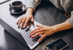 Eu vou fazer a digitação de textos para seu blog ou site.