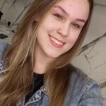 Eu vou revisar gramática e ortografia de textos/dissertações