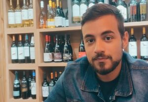 Eu vou transformar sua ideia no texto que vai te dar dinheir...