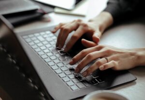 Eu vou digitar textos para você.