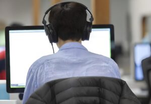 Eu vou fazer a transcrição dos seus áudios e vídeos