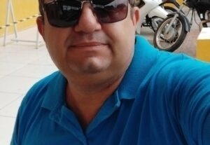 Eu vou fazer o vídeo para seu produto ou loja, ator/locutor.