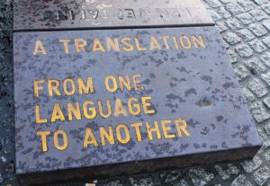 Eu vou traduzir do inglês para o Português ou vice-versa.