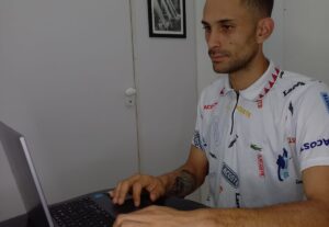 Eu vou  fazer todas as campanhas de anúncios para você.