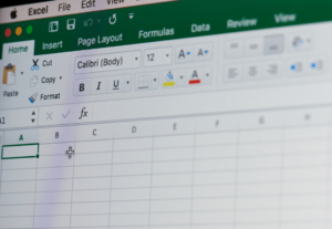 Eu vou criar e analisar relatórios em Excel ou Power BI.