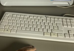 Eu vou fazer redação, transcrição, edição de textos.