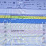Eu vou Transcrever informações para o computador ou papel.
