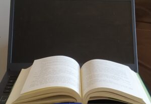 Eu vou Digitar texto e criar texto.