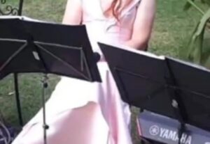 Eu vou criar o repertório das músicas do seu casamento.