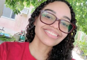 Eu vou traduzir seu texto para inglês/português.