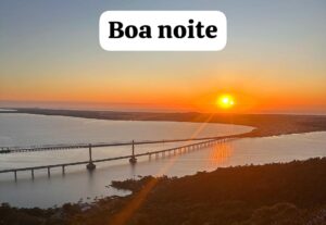 Eu vou Digitar textos de qualquer assunto.