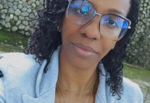 Eu vou fazer digitação de texto e transcrição