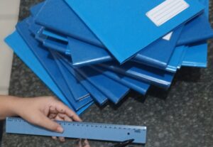 Eu vou Digitar textos e redação.