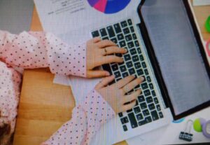 Eu vou  fazer Digitar textos para voce com qualidade.   Cont...