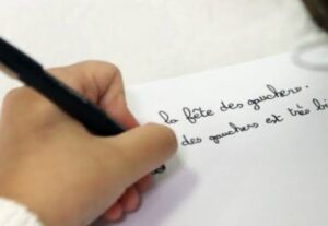 Eu vou digitar textos, escrever ,e fazer propaganda.