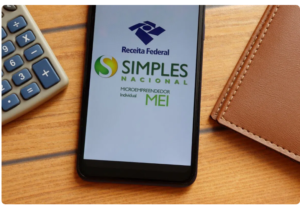 Eu vou fazer sua declaração do mei e digitar trabalhos.