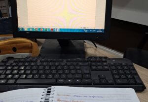 Eu vou fazer digitação, transcrição de áudio