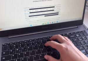 Eu vou digitar seu texto, transcrever áudio.