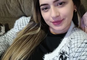 Eu vou digitar textos incríveis pra você ou para seu negócio...