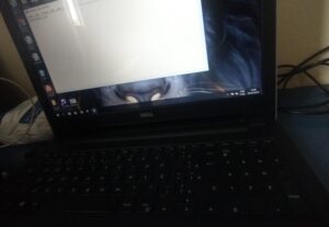 Eu vou Digitar textos e criar temos.