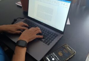 Eu vou Digitar e/ou traduzir textos