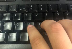 Eu vou digitar seus textos em tempo recorde
