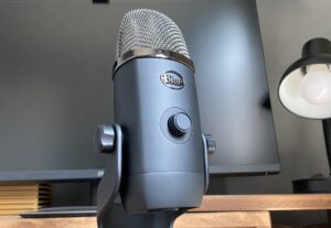 Eu vou fazer uma locução com voz feminina para você