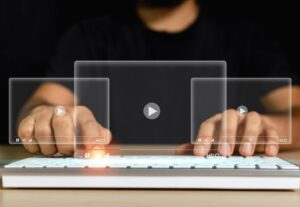 Eu vou digitar, transcrever e corrigir textos