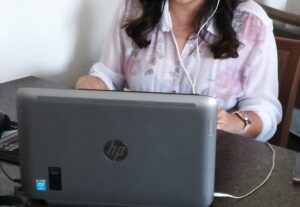 Eu vou Narrar e digitar textos e comentários.