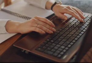 Eu vou Digitar Textos encríveis para você ou sua empresa.