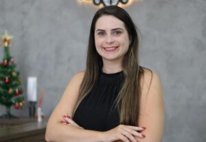 Eu vou digitar, transcrever textos e documentos.