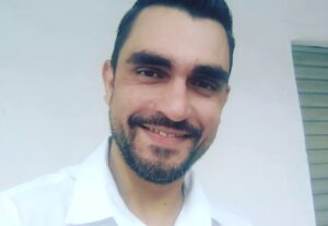 Eu vou criar a copy,fazer toda a arte e anunciar sua empresa
