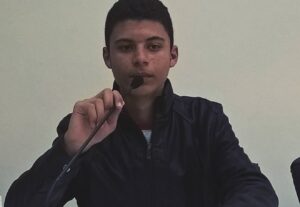 Eu vou criar o texto/discurso com a duração que você precisa...