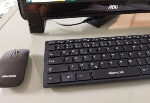 Eu vou digitar textos diversos e preencher formulários.