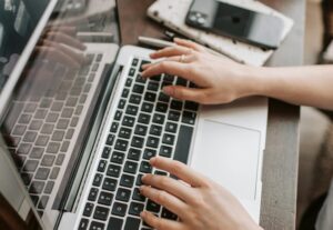 Eu vou Digitar textos de forma rápido e assertiva.