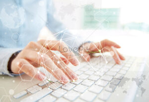 Eu vou digitar, editar, organizar seu texto.