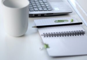 Eu vou  fazer Digitação de trabalhos acadêmicos e design sim...