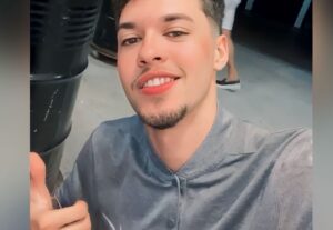 Eu vou fazer um comercial do seu produto ou serviço em até 1...