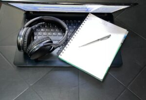 Eu vou escrever artigos interessantes para blogs.