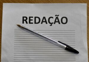 Eu vou revisar a sua Redação.