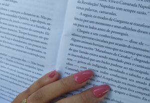 Eu vou fazer vídeos e áudios para público feminino.