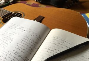 Eu vou compor as letras das suas músicas.