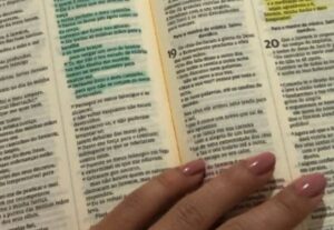 Eu vou fazer Gravações de áudios e leituras de livros cristã...