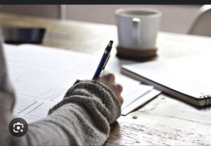 Eu vou traduzir textos e revisar